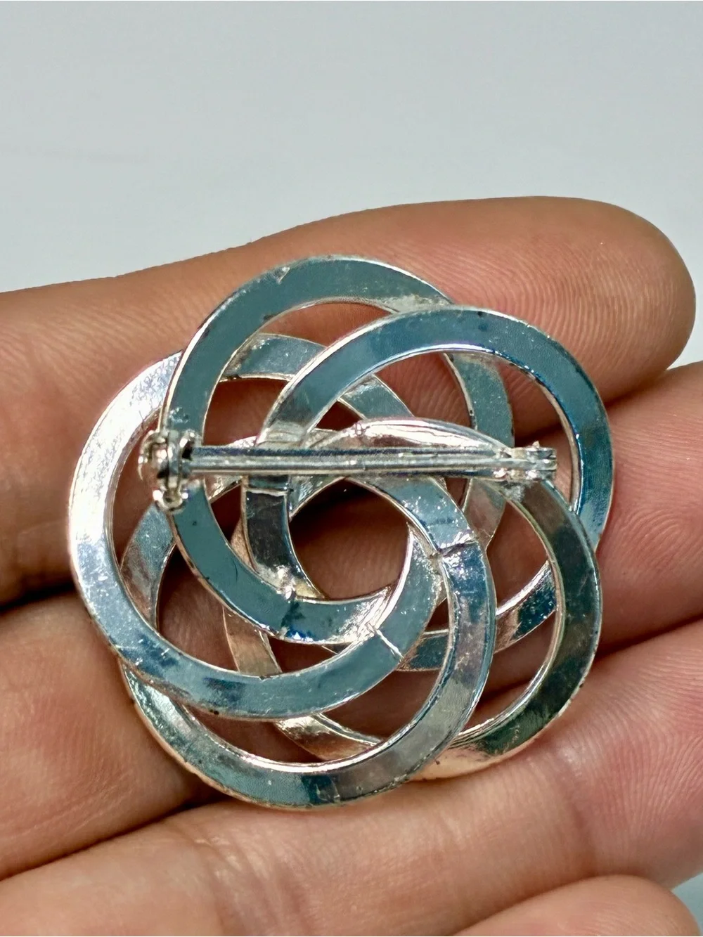 Napier Silver Infinity Interlocking Knot Brooch Lightweight Timeless Elegant